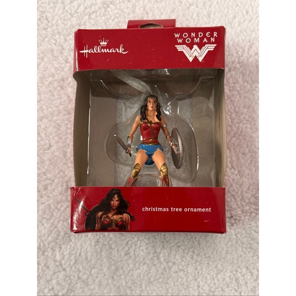 Hallmark DC Comics Wonder Woman Christmas Tree Ornament